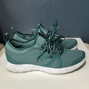 Vionic Teal Athletic Shoes